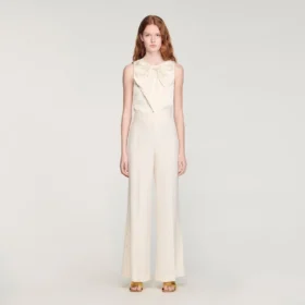 Buttoned-slit straight-leg trousers