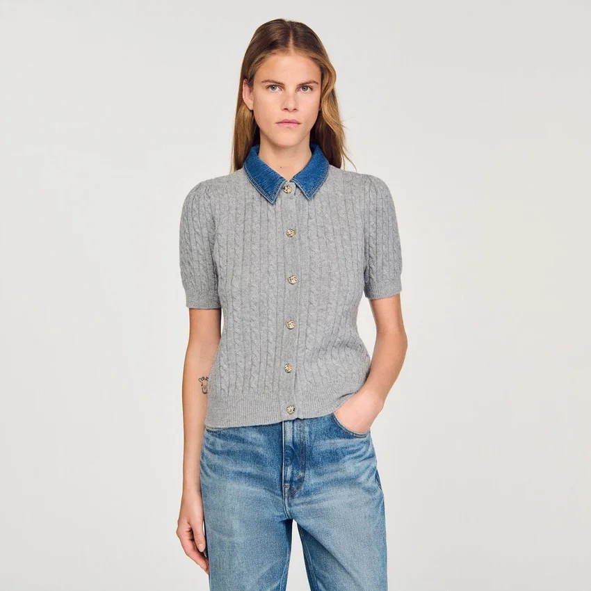 Cardigan with detachable denim collar Cardigan with detachable denim collar
