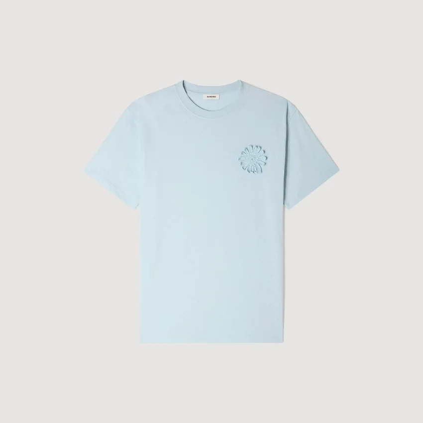 Cotton crochet flower T-shirt Cotton crochet flower T-shirt