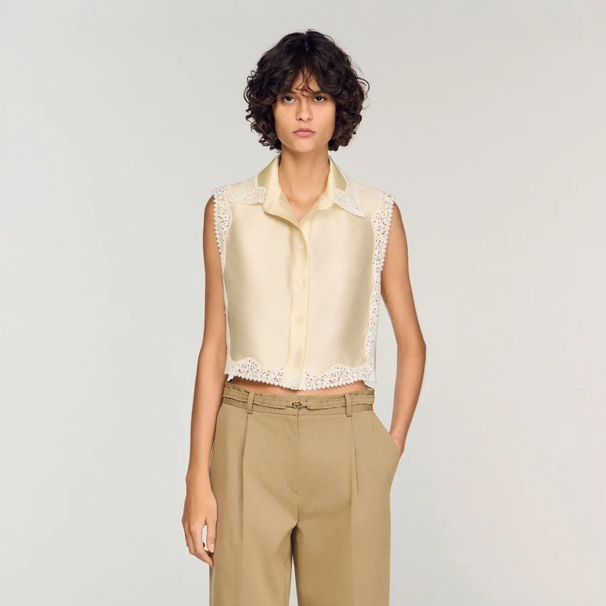 Cropped shirt with lace details Cropped shirt with lace details