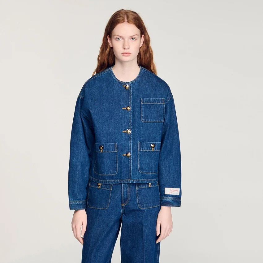 Denim jacket with fancy buttons Denim jacket with fancy buttons