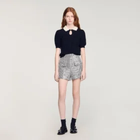 Detachable collar cable knit sweater