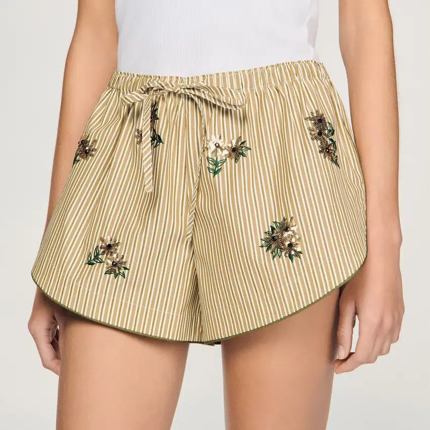 Floral embroidered striped shorts Floral embroidered striped shorts