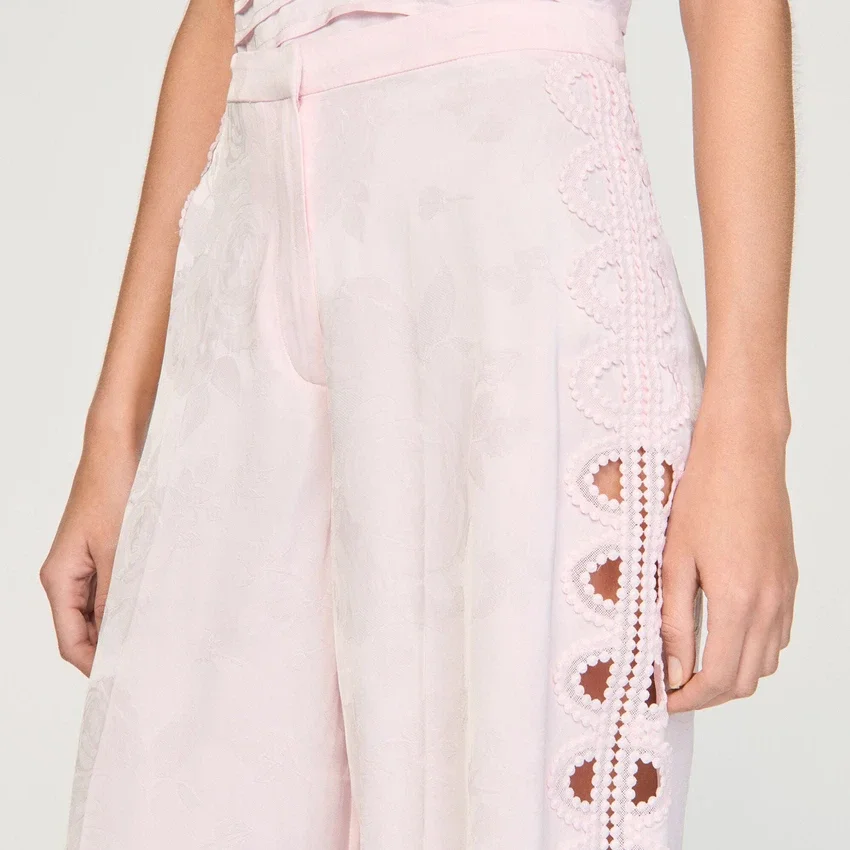 Floral jacquard Bermuda shorts Floral jacquard Bermuda shorts