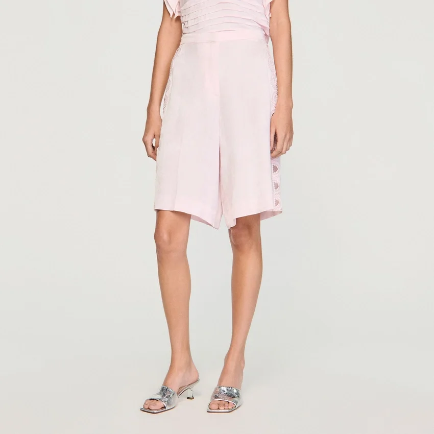 Floral jacquard Bermuda shorts Floral jacquard Bermuda shorts