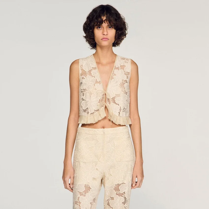 Guipure lace crop top Guipure lace crop top