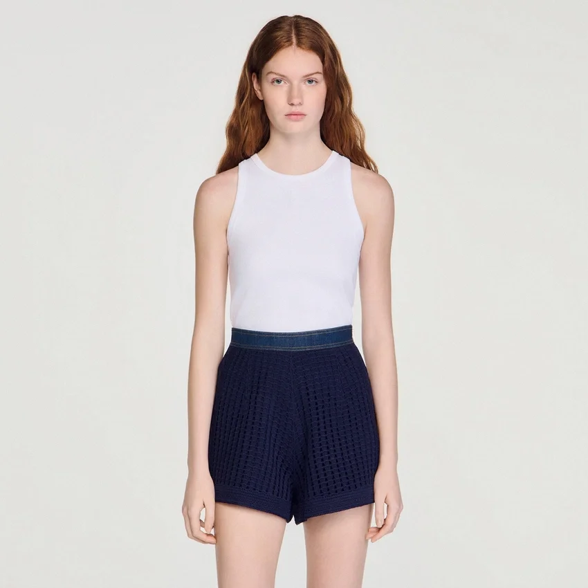 High-waisted crochet shorts High-waisted crochet shorts