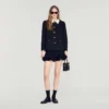 Jacket with removable contrast collar Jacket with removable contrast collar