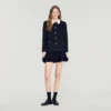 Jacket with removable contrast collar Jacket with removable contrast collar