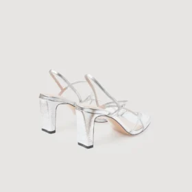 Leather sandals with a wide heel