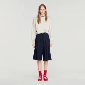 Long pleated wool shorts