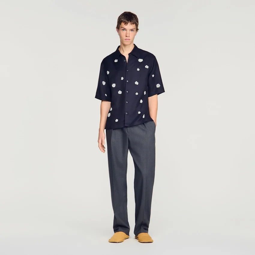 Loose-fit floral shirt Loose-fit floral shirt