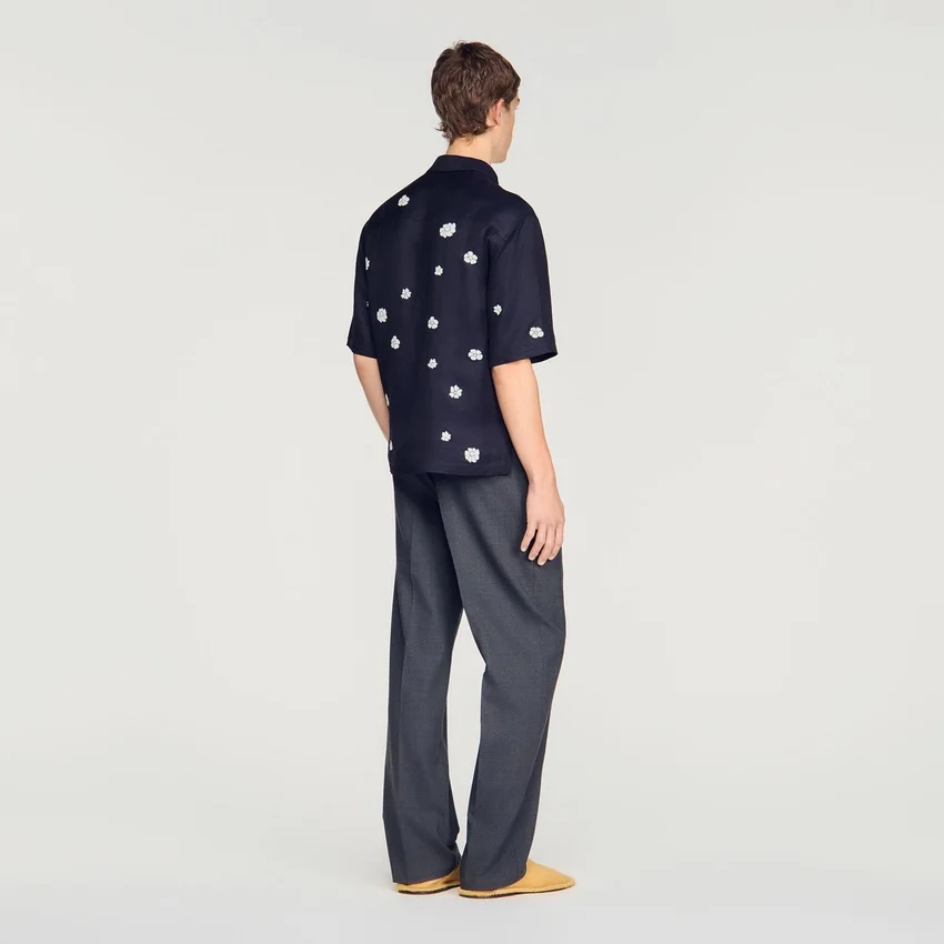 Loose-fit floral shirt Loose-fit floral shirt