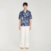 Loose-fit print shark collar shirt Loose-fit print shark collar shirt