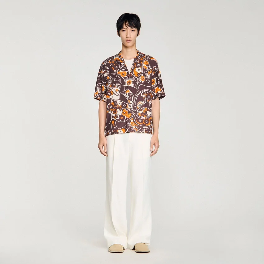 Loose-fit print shark collar shirt Loose-fit print shark collar shirt