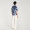 Loose-fit print shark collar shirt Loose-fit print shark collar shirt