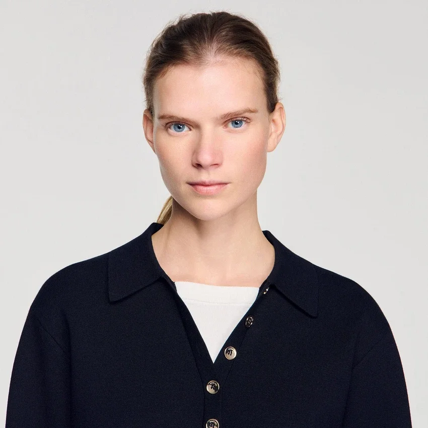 Metal button layered collar sweater Metal button layered collar sweater