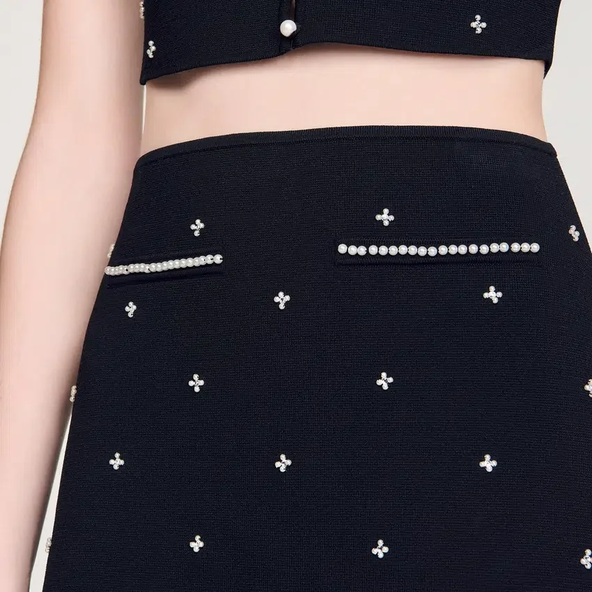 Rhinestone embroidered knit skirt Rhinestone embroidered knit skirt