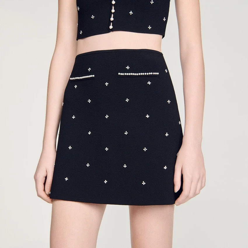 Rhinestone embroidered knit skirt Rhinestone embroidered knit skirt