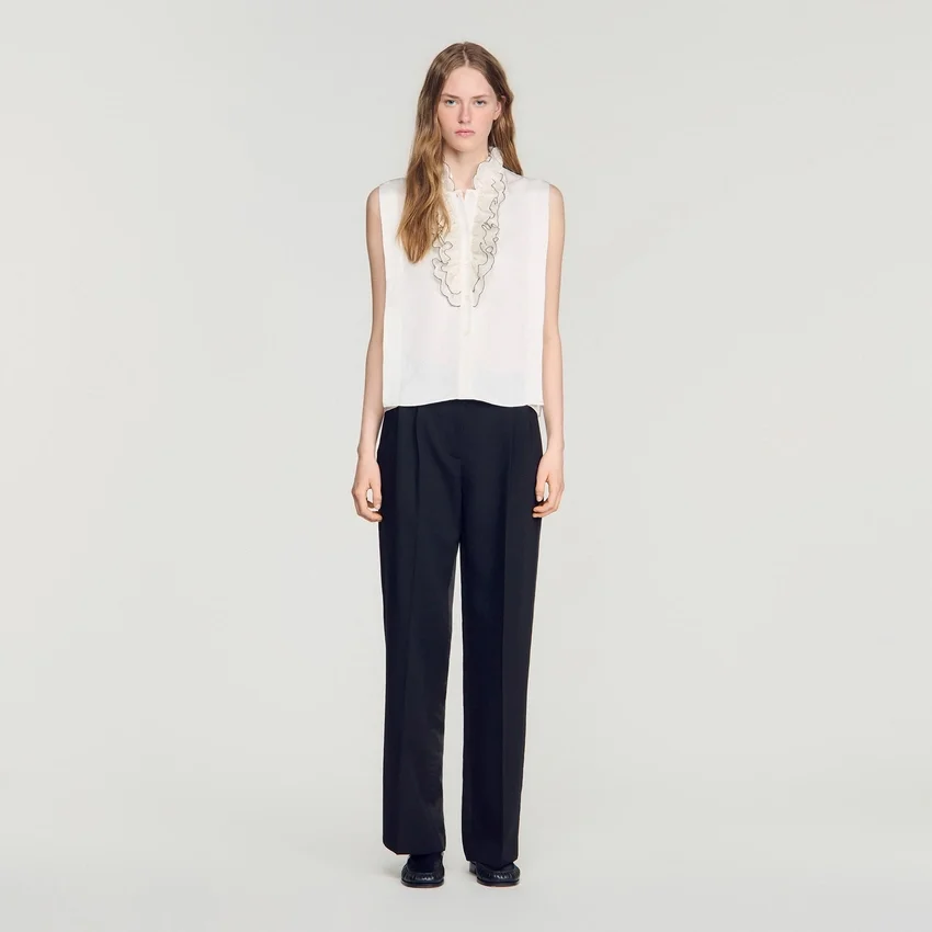 Ruffled collar shirt Ruffled collar shirt