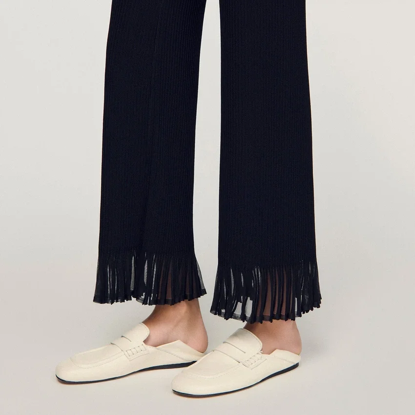 Ruffled knit trousers Ruffled knit trousers