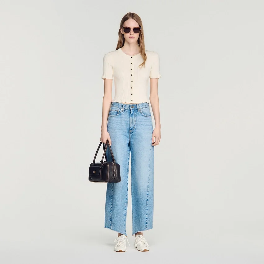Ruffled rib knit shirt Ruffled rib knit shirt