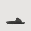 Sandals in reconstituted leather