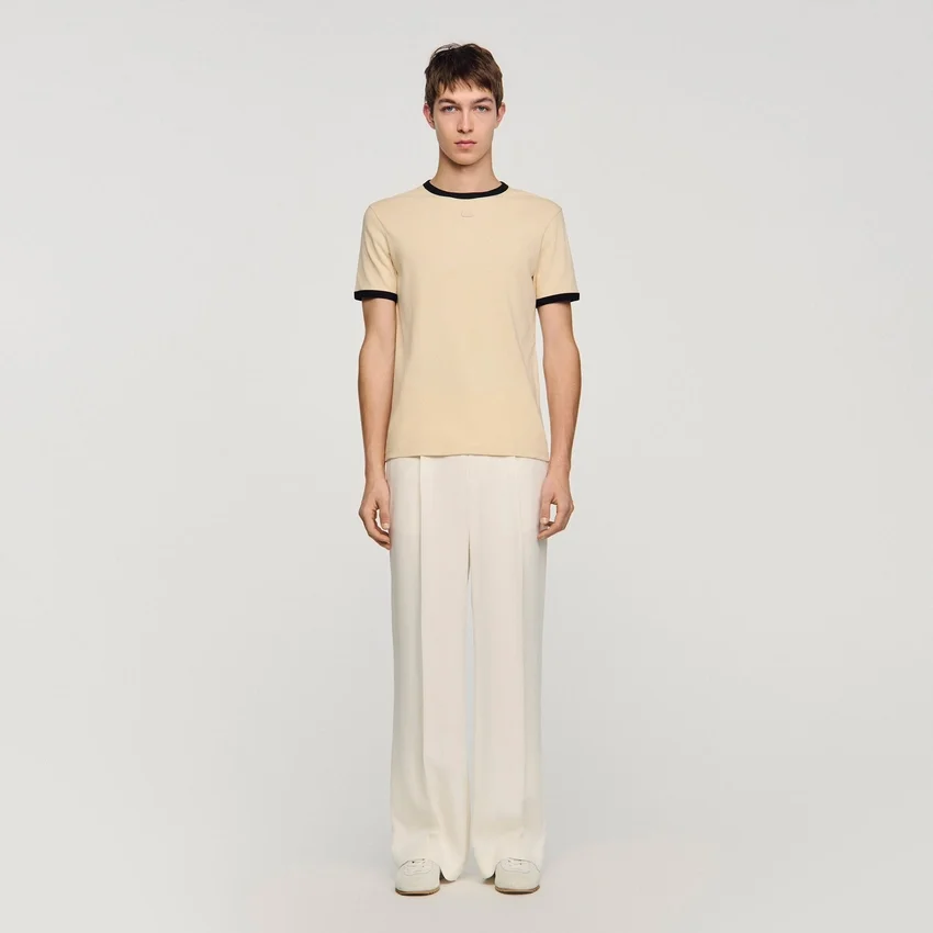 Two-tone patch T-shirt Two-tone patch T-shirt