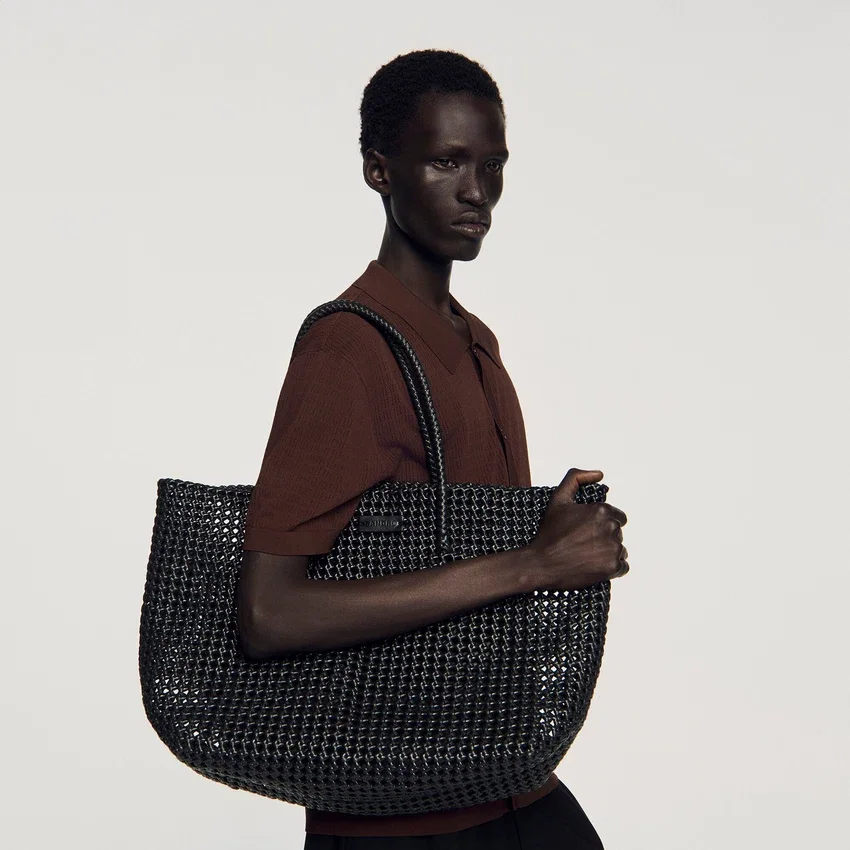 Woven tote bag with patch Woven tote bag with patch